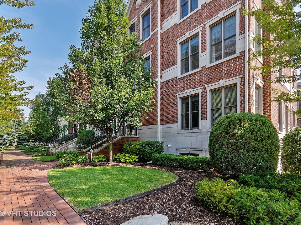 1st image of 301 E Liberty Dr