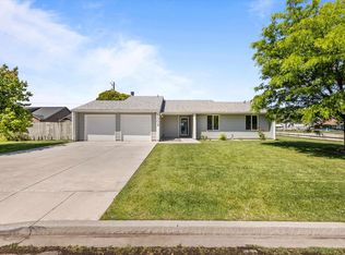 1002 S Johnson St, Kennewick, WA 99338