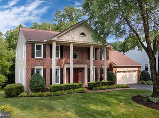 8105 Overlake Ct, Fairfax Station, VA 22039