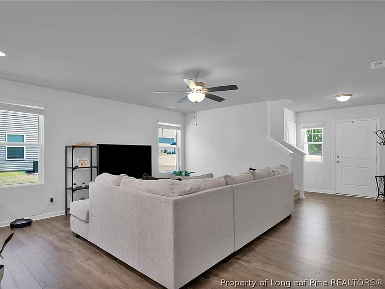 156 Chinook Ln — Photo 4