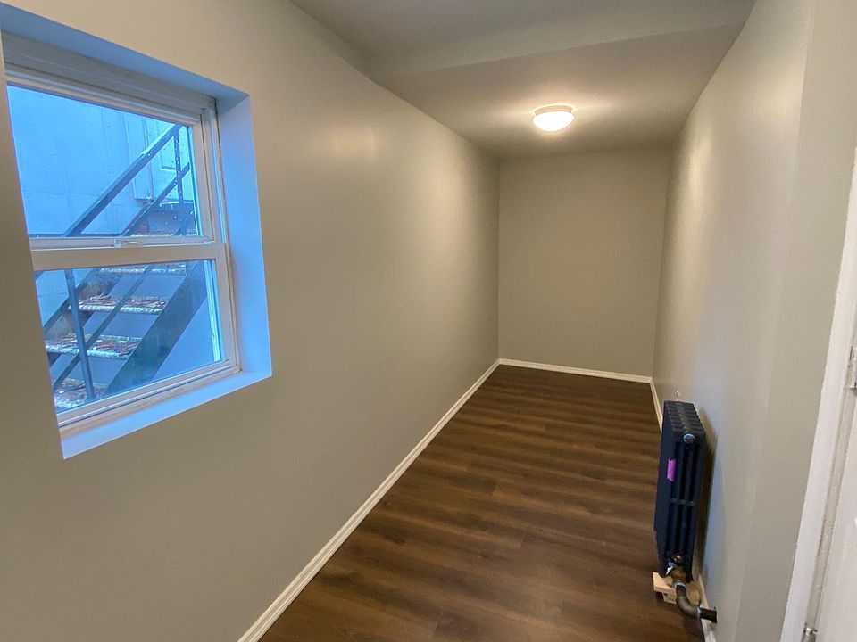 1st image of 93 Cummings St APT 1