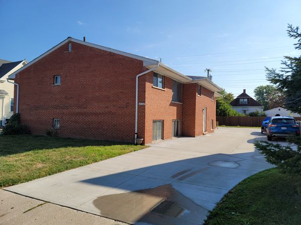 2753 10th St APT 3