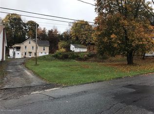 4 Reigel St, Lehighton, PA 18235