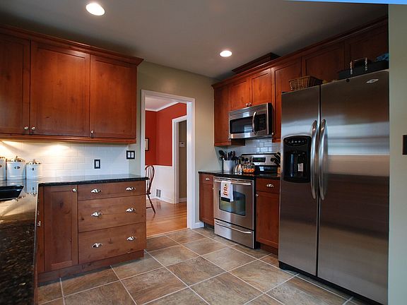 Gourmet Kitchen