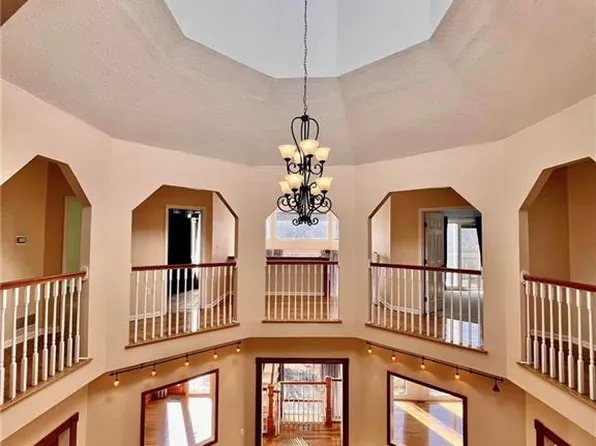 12109 E 65th Ct, Kansas City, MO 64133