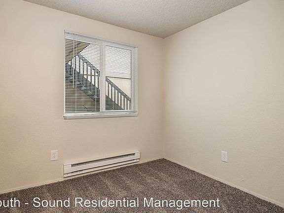 4th image of 10211 47th Ave SW #10505549