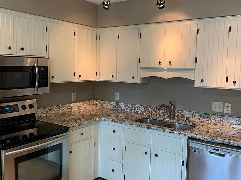 2625 Sawmill Rd — Photo 1