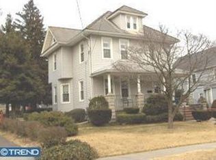 1053 W High St, Haddon Heights, NJ 08035