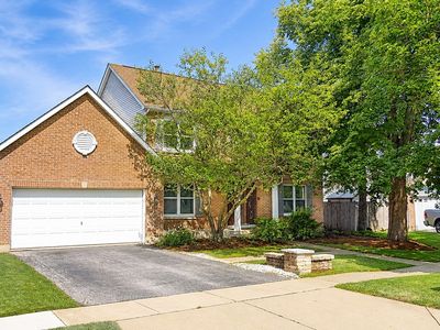620 Waterfall Ln, Elgin, IL, 60124