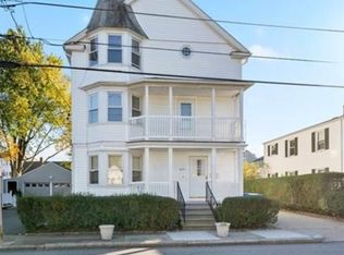 105 Oakland Ave #1, Pawtucket, RI 02861