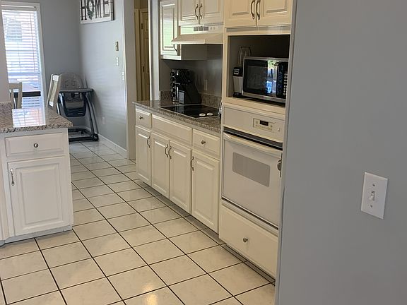 5th image of 3557 Lake Oak Ridge Dr
