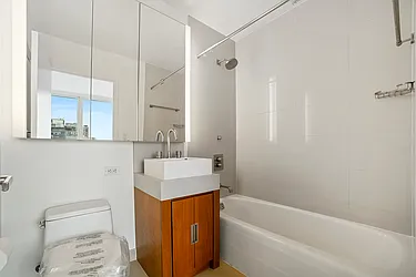 Rented by RELO REDAC INC.