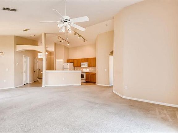 3rd image of 1190 Creekview Ct