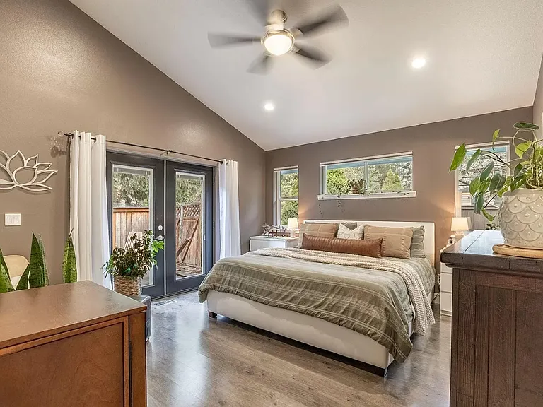 2831 N White Pines Dr — Photo 11