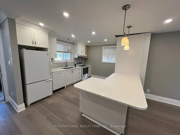73 Murray Dr #101 — Photo 10