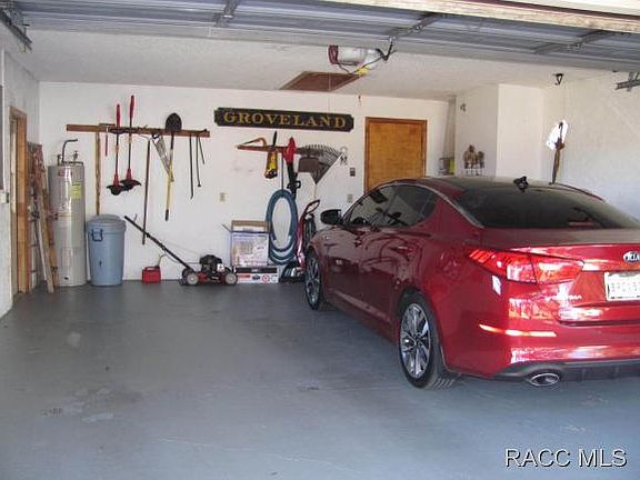 4th image of 5420 W Woodside Dr