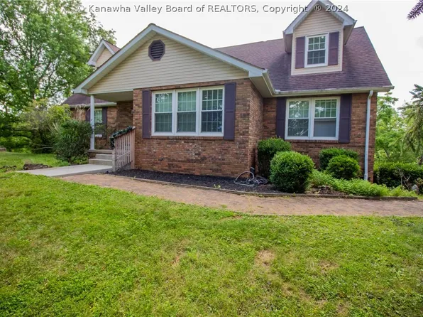 2 Appaloosa Ln, Scott Depot, WV 25560