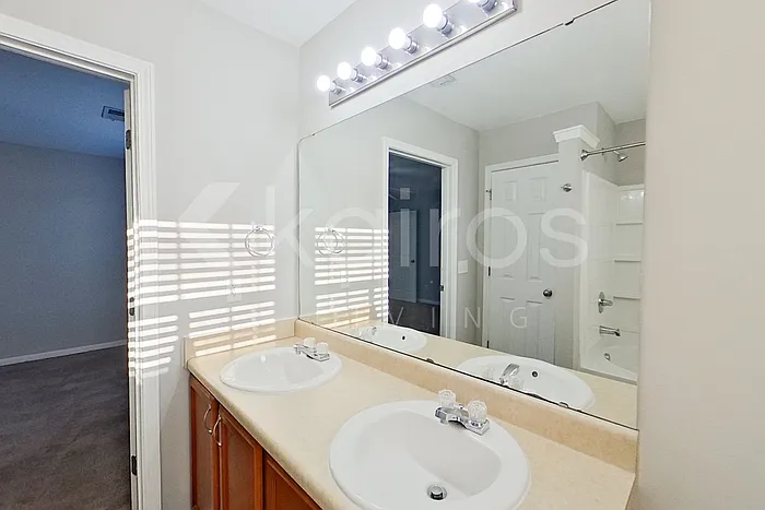 261 Alexander Pointe Dr — Photo 13