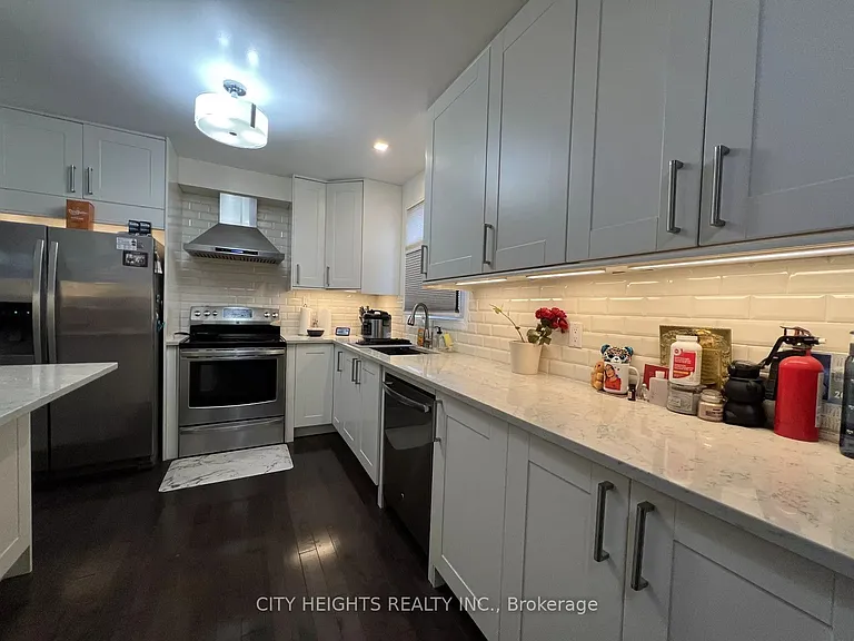 45 Hansen Rd N #20 — Photo 15
