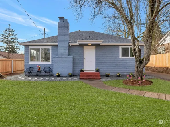 15215 8th Avenue NE, Shoreline, WA 98155