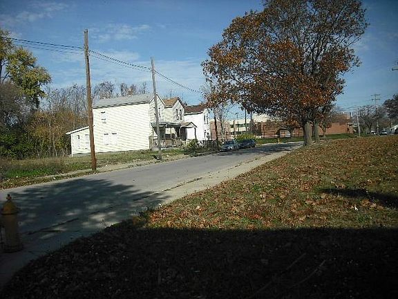 2nd image of 195 N Ohio Ave