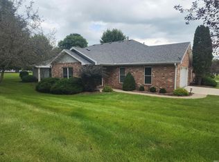 851 Walnut Rdg E, Logansport, IN 46947