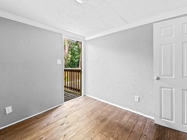 2318 Saxon St #A/B — Photo 28