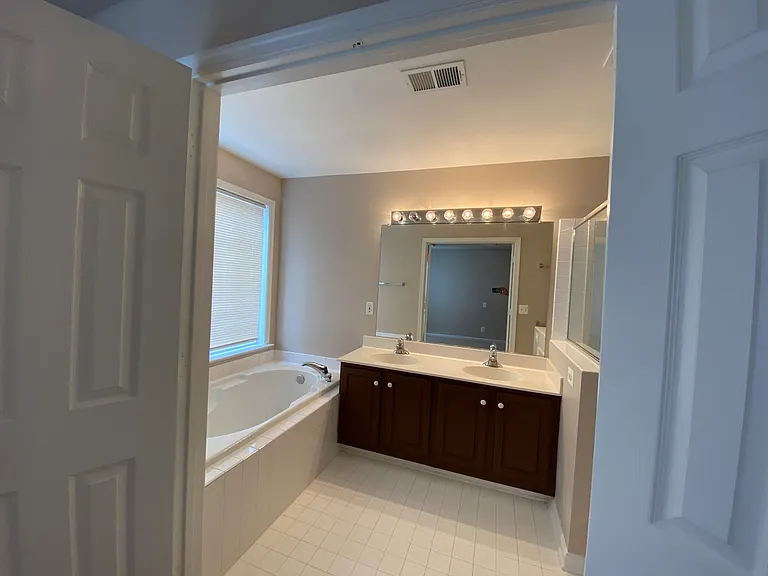43781 Barborsville Mansion Sq — Photo 23