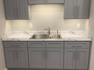 5862 N 67th St, Milwaukee, WI 53218