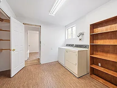 1466 SW 5th Pl — Photo 3
