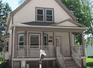 911 Delaplaine Ct, Madison, WI 53715