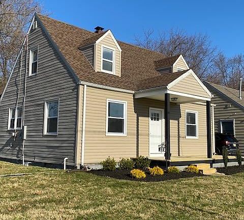 2nd image of 323 Garfield Ave