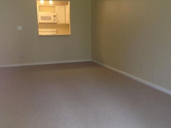 5th image of 4132 NW 88th Ave APT 102
