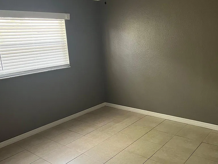 703 Michigan Ct #3 — Photo 7