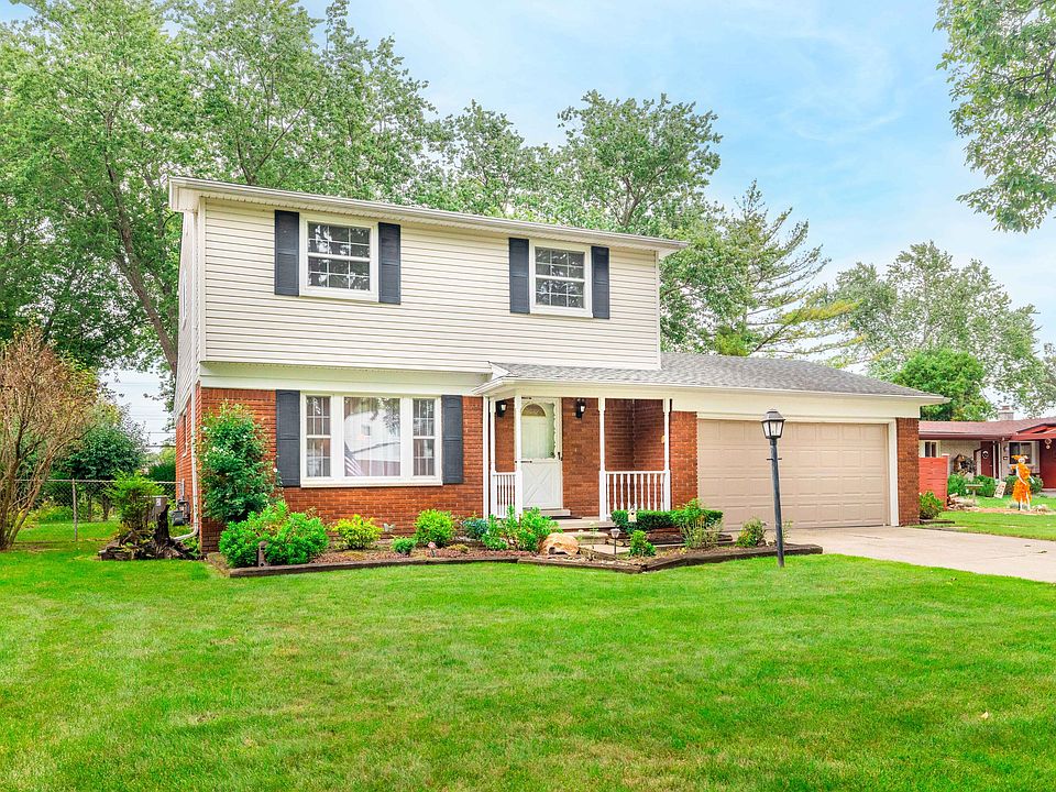 1st image of 21557 Canterbury Ave
