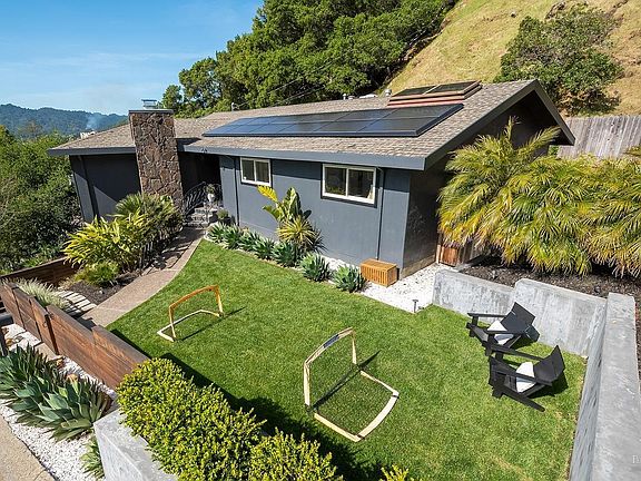 3rd image of 87 Paseo Way