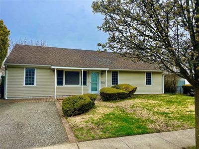 14 Eldorado Boulevard, Plainview, NY, 11803