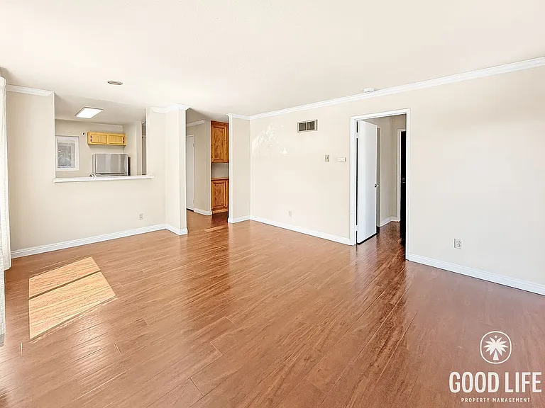 7565 Charmant Dr #302 — Photo 3