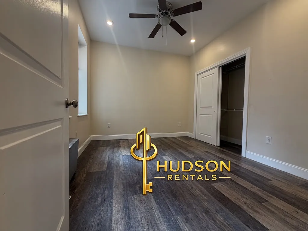1 bed, 650 sqft, $2,295 — Photo 2