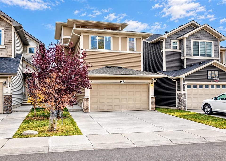 1st image of 143 S Saddlestone Park NE