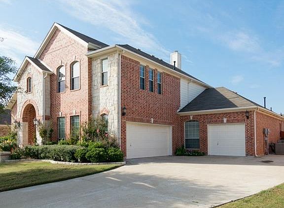 2nd image of 4213 Saginaw Ln