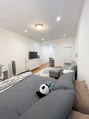 Rented by Urban Real Estate Inc | media 24