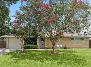 109 Vernon St, Belle Chasse, LA 70037