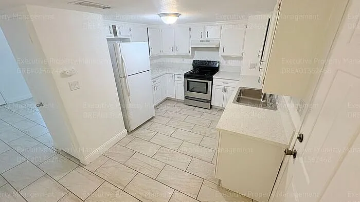 2909 S Chester Ave #7 — Photo 15