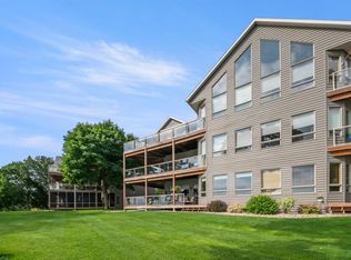 20796 170th St UNIT C2, Spirit Lake, IA 51360