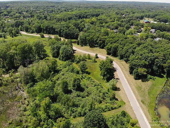 2nd image of 0 Mohican Dr Lot 1