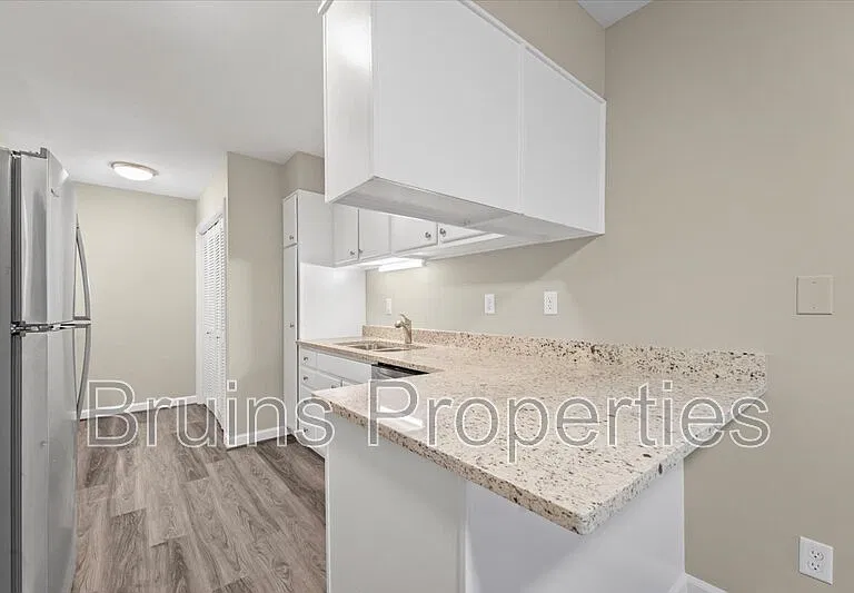 1504 Benjamin Pkwy #C-1 — Photo 4