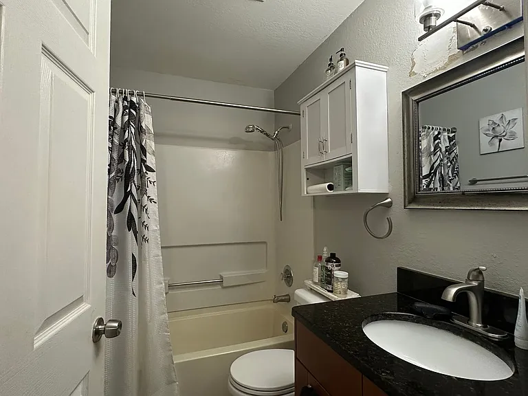 974 Leeward Pl #104 — Photo 6
