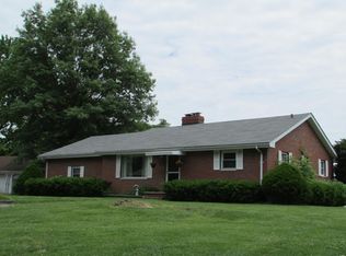 704 Lafayette Ave, Godfrey, IL