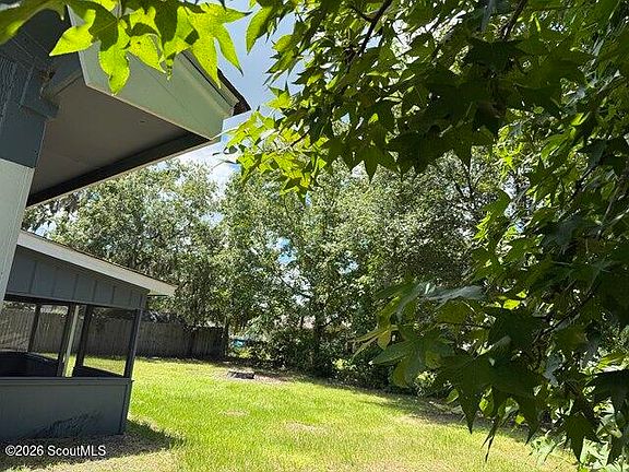 4th image of 203 Woodlawn Dr